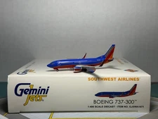 Gemini Jets 1:400 Southwest Airlines Boeing 737-300 N394SW Canyon Blue GJSWA1471