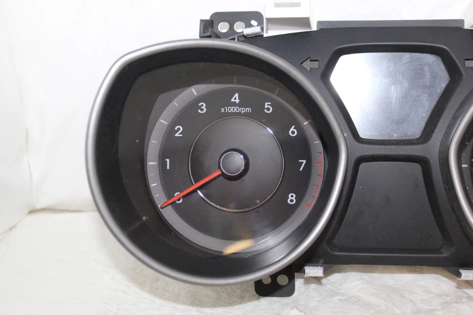 Cuadro de instrumentos velocímetro tablero 2014-2016 Hyundai Elantra 23.548 millas Foto 2 de 4