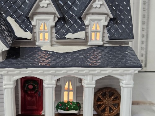 Dept 56 Snow Village 1991 Gothic Farmhouse 54046 Cord & Box Included Working - Picture 19 of 19