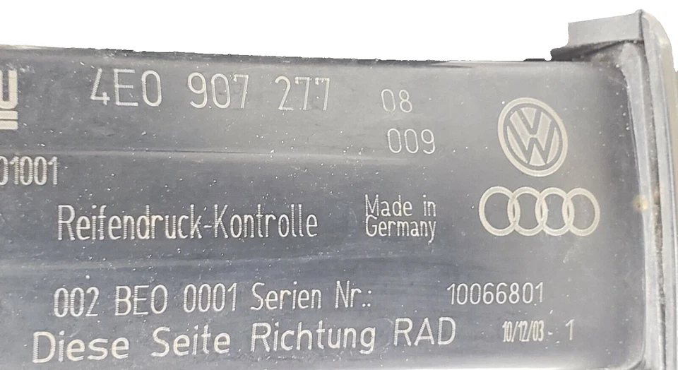 2004–2010 Audi A8L Tire Pressure Monitoring System TPMS Sensor 4E0907277 OEM - Image 3 of 4