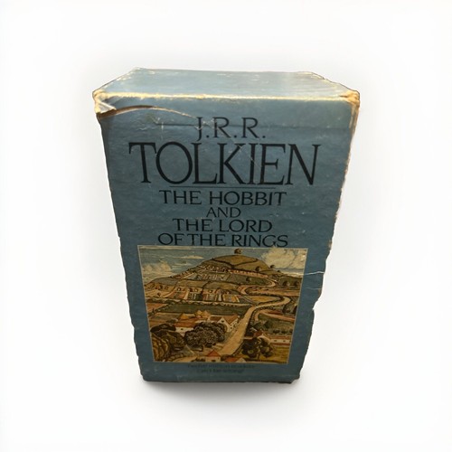 1986 J.R.R. Tolkien The Hobbit And The Lord Of The Rings Book Set Of 4 In Box