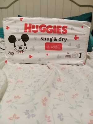 Huggies Size 1 Diapers, Snug & Dry Newborn Diapers, Size 1 (8-14 lbs), 38 Count