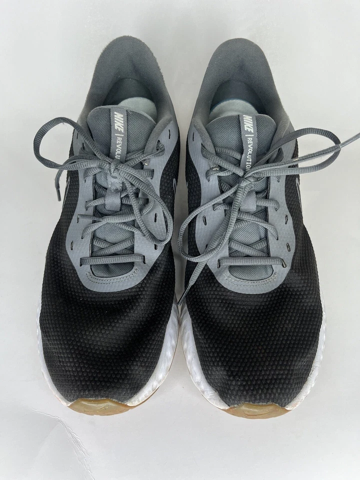 Mens Nike Running Shoes Revolution Black/Iron Gray Size 13 BQ3204-016 Athletic - Image 3 of 4