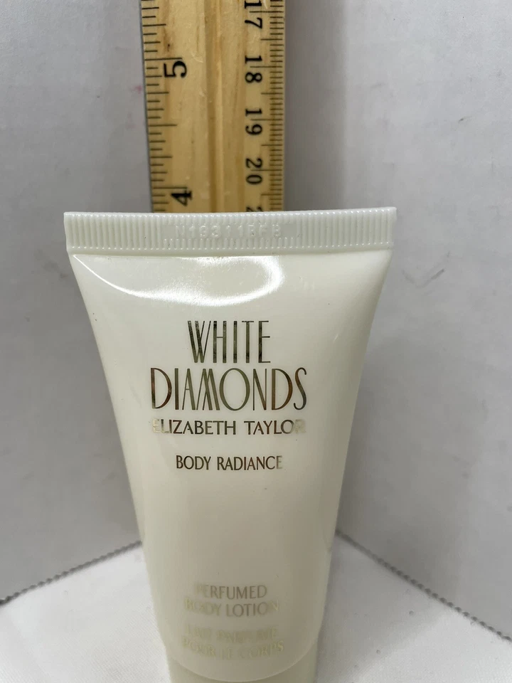 Loción corporal perfumada White Diamonds de Elizabeth Taylor para mujer 1,7 oz NUEVA Foto 2 de 4