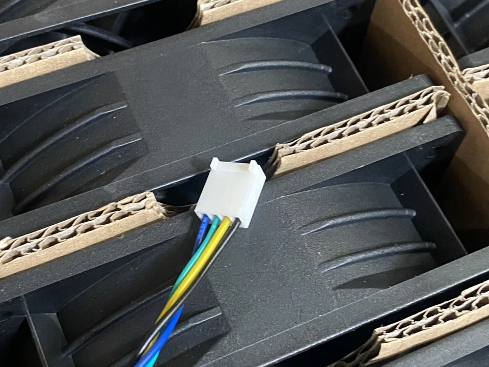 120MM Super High Airflow 275 CFM 5200 RPM 4Wire PWM Fan DC 12V (120X120X38 MM) - Image 2 of 4