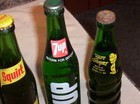 5 - VINTAGE SODA / POP BOTTLES - TAB , 7UP & SQUIRT — photo 5