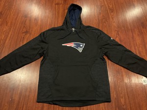 Majestic Men S New England Patriots Nfl Armor Hoodie Sweatshirt Large L Black Ebay