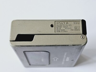 SONY WALKMAN WM-2《ジャンク品》 SONY カセットウォークマン WM-EX2 ジャンク品 蓋閉まらない
