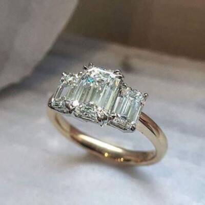 5Ct Emerald Cut IGI Lab-Grown/CVD 3-Stone Diamond Her Ring 14Kt Multi-Tone Gold