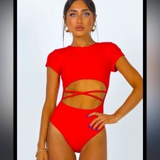 Princess Polly Red Cutout Bodysuit Women s Size 6 Ribbed Short Sleeve Y2K Trend
