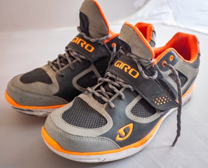 Giro Grynd Bicycle shoes with Shimano Deore XT Clip-on pedals