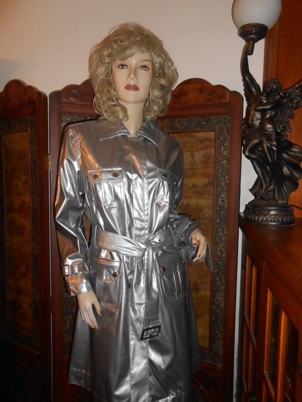NWT Silver shiny vinyl raincoat Jacket PVC trench coat w/liner George Simonton M