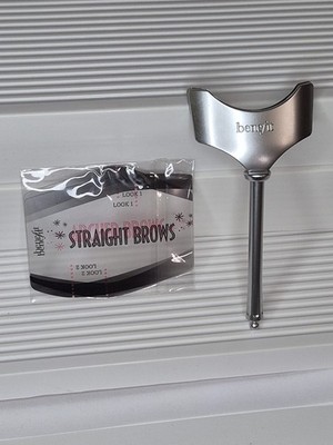 Benefit Shaping Stencils for an expert personalize brow shape in 2 looks Sealed