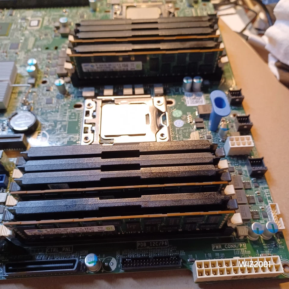 Dell PowerEdge R520 2x Xeon E5-2420 1.9ghz 32GB Ram Server Motherboard - Image 4 of 4
