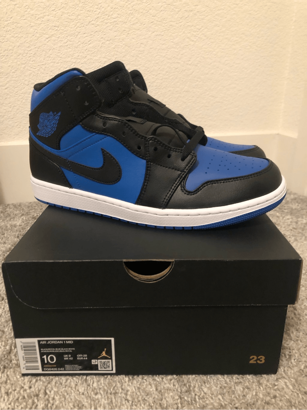 Nike Air Jordan 1 Mid Men's Size 10