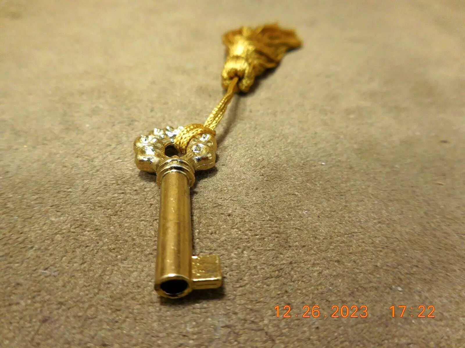 Picture 3 of 8