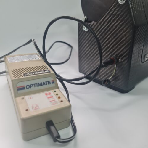 Suzuki MotoGP Motorstarter - Bild 9 von 11