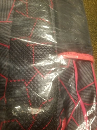 Fuel 2 für 1 Kombi Rucksack + Lunchbag. Rot & Schwarz. NEU noch in Plastik, Neu mit Etikett - Bild 10 von 11