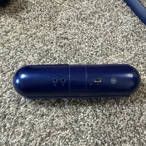 Beats by Dr. Dre Pill Dude Speaker Stand -speaker Not Charging - Picture 4 of 5