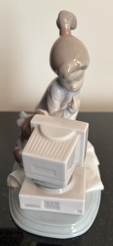 LLADRO Computing Companions Artist Juan Ignacio Aliene Retired 2000-2005 6692 - Picture 7 of 10