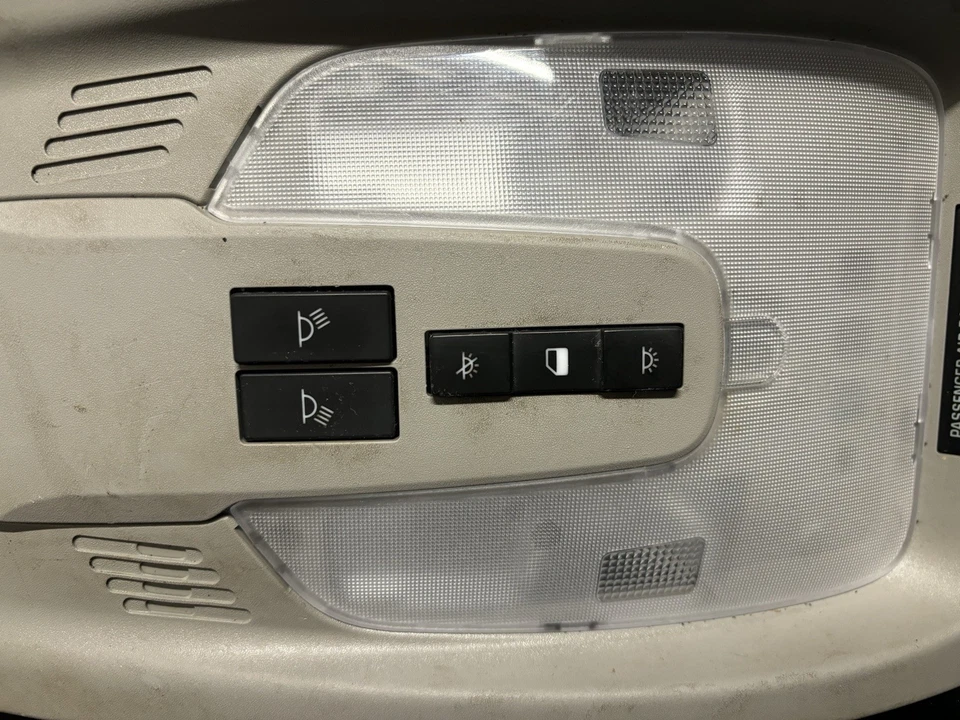 13 14 15 GMC TERRENO CONSOLA SUPERIOR DOMO LUZ LÁMPARA 23449639 OEM Foto 2 de 4