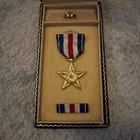 WW2 US Military SILVER STAR Medal, bar & Lapel Pin Badge Orig Coffin Case Named