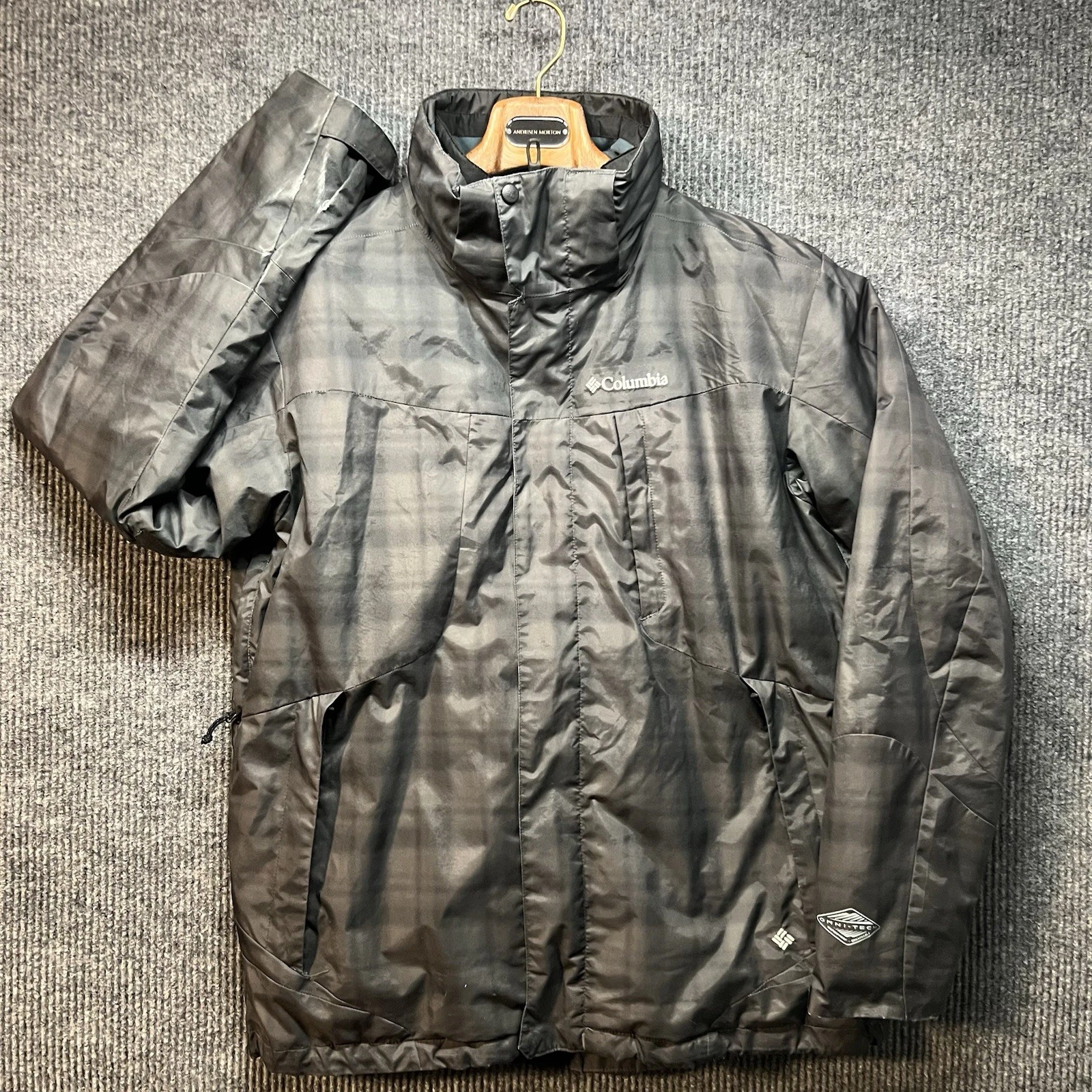 Columbia Snow Jacket Mens Large Gray Plaid 3 In 1 Interchange Omnitech Insulated
Opens in a new wind