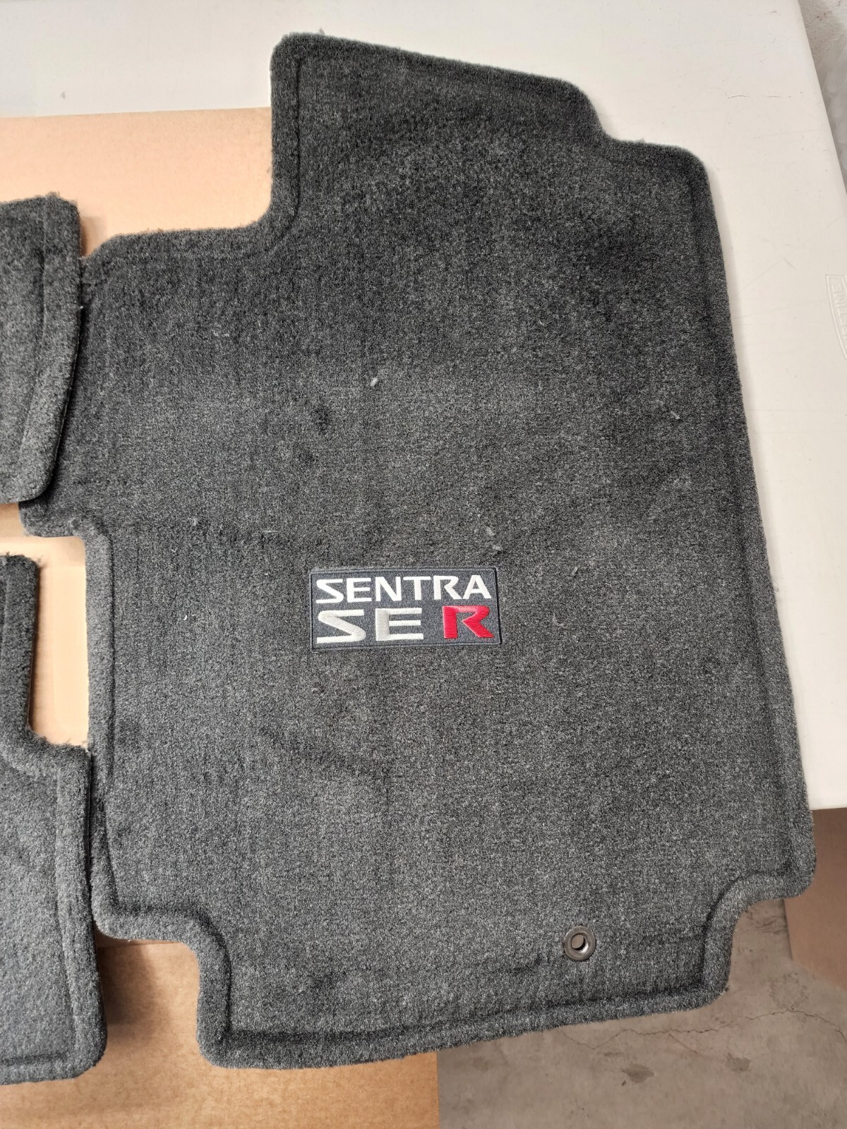 NISSAN SENTRA 20072012 SE R Carpeted Floor Mat OEM 999E2LX000 eBay