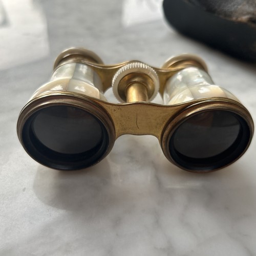 Vintage Mother of Pearl Theatre Ballet Opera Glasses, Retro 40s 50s