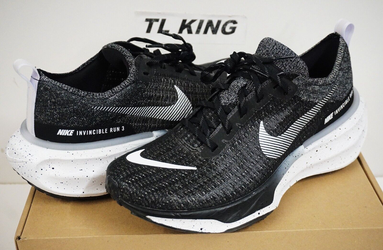 Nike ZoomX Invincible Run 3 FK Flyknit Oreo Black White Grey DR2615-002  $180