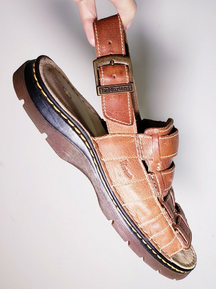 Dr. Martens Men display picture 3
