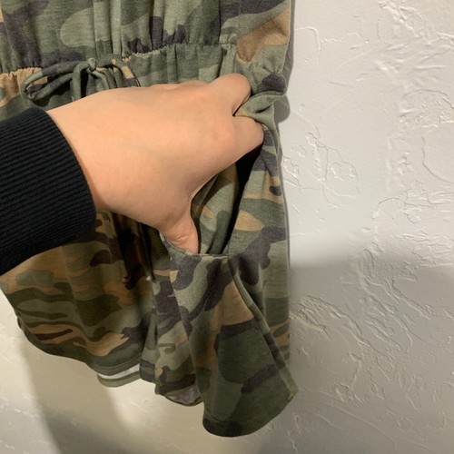 NWT Camouflage Romper With Drawstring - Picture 3 of 7