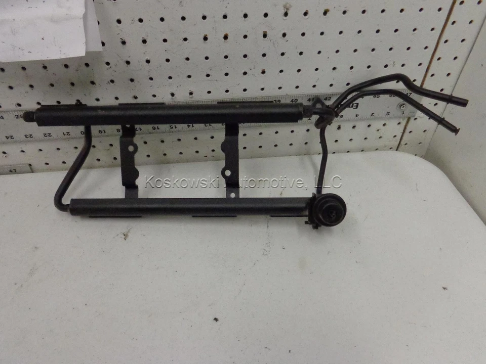 Chevy Venture 1997 riel de inyección de combustible de 3,4 litros Foto 2 de 4