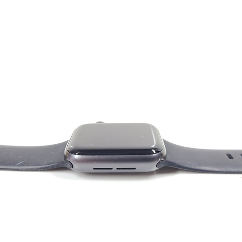 Apple Watch SE A2351 GPS Only Gray Aluminum+Ceramic Case Black S/M Band V2 - Photo 8 sur 8