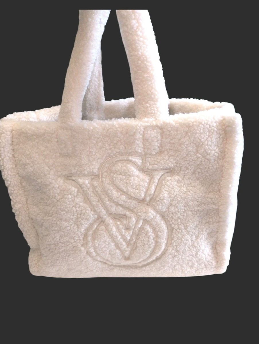 ★TOUT Y EST★ Cream Vegan Sherpa Rope Crossbody 1334E979 13 Victoria's Secret White Cream Sherpa Large Logo Tote Bag | eBay