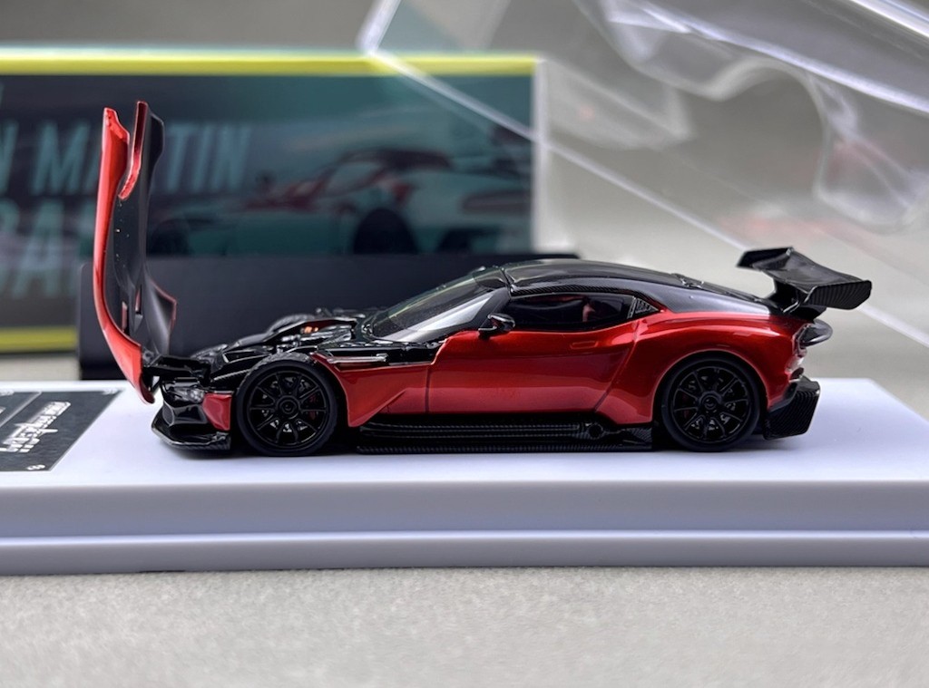 AL FW 1:64 Orange Vulcan Racing Sports Model Diecast Collect Car 