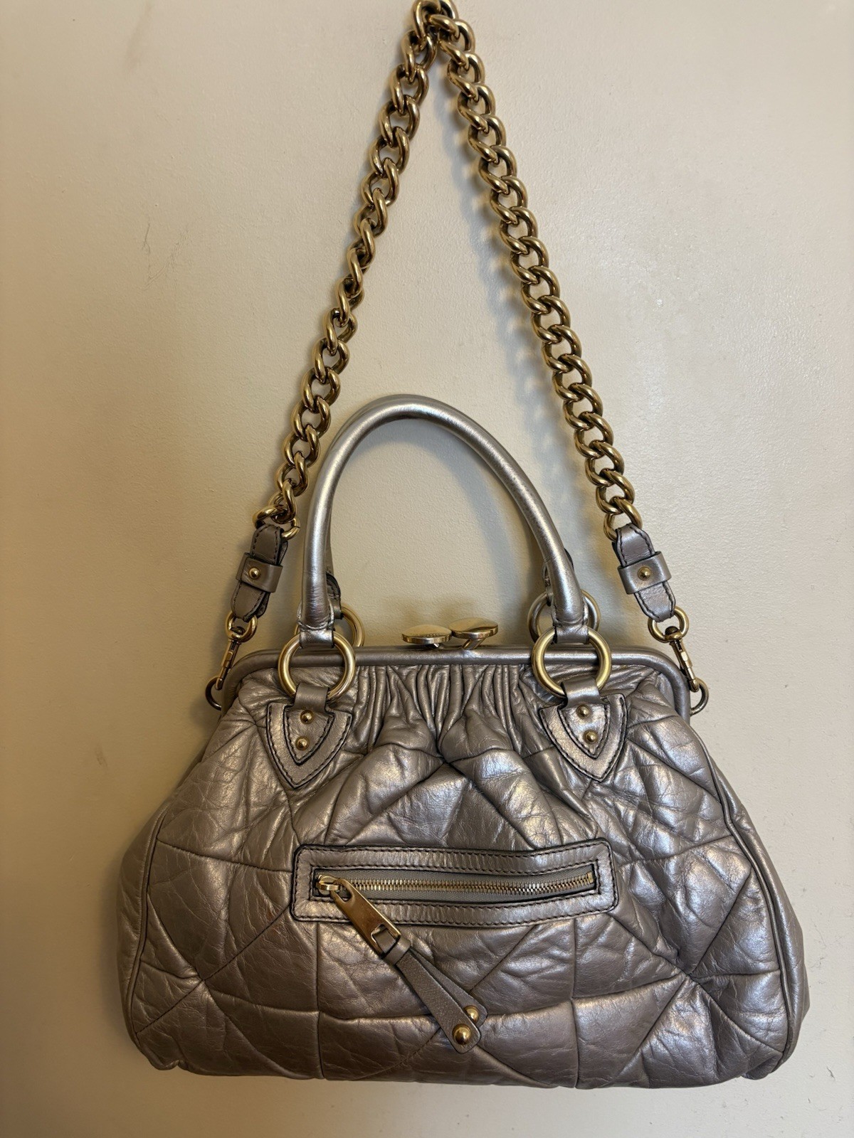 Marc Jacobs Made In Italy Women’s Stam Quilted Leather Chain Handbag Kiss Lock