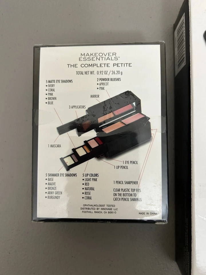 ME MAKEOVER ESSENTIALS COMPLETE PETITE, Juego de 6 Cepillos, Cepillo en Polvo Nuevo Sellado Foto 2 de 4