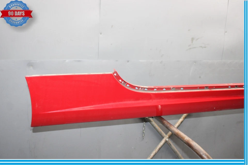 07-15 Jaguar XK XKR X150 faldón lateral derecho pasajero panel basculante rojo OEM Foto 3 de 4