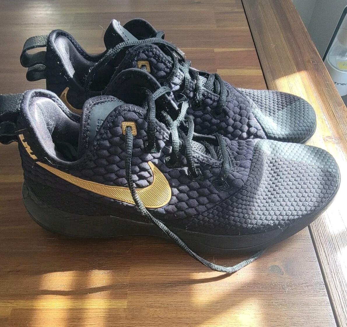 lebron witness black and gold
