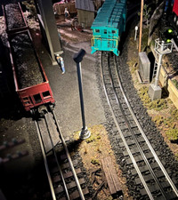 O SCALE RR YARD, HIGHWAY and PARKING LOT LIGHTS FOR LIONEL AND MTH TRAIN LAYOUTS