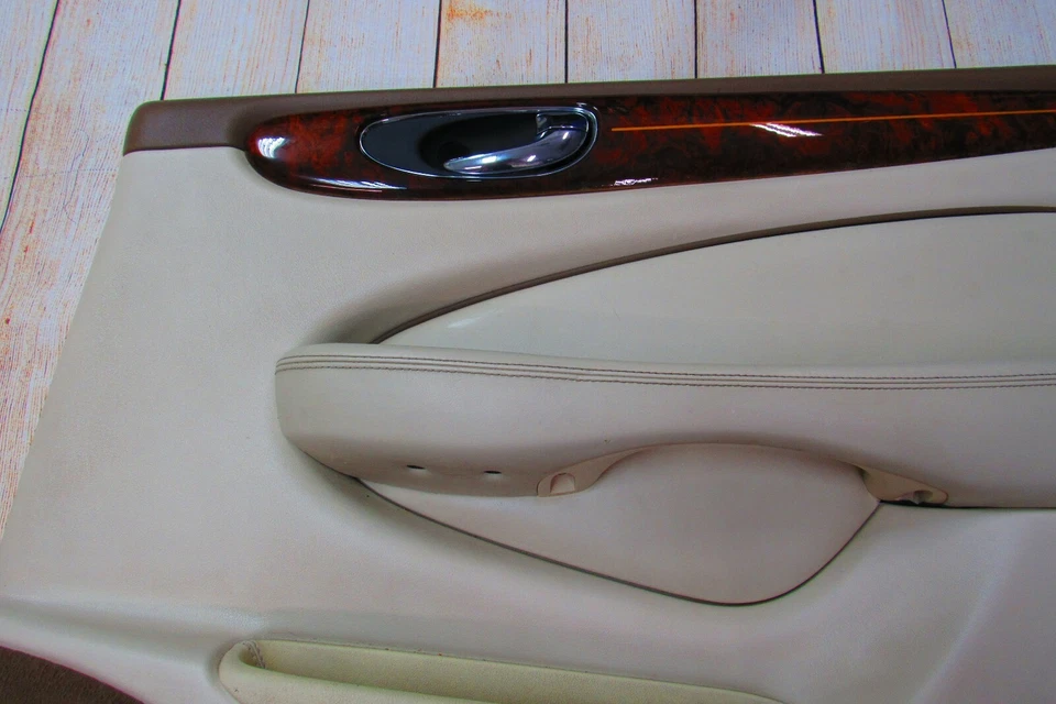 2008-2009 Jaguar XJ8 VANDEN PLAS ONLY Rear RIGHT Side Interior Door Panel 08 09 - Image 4 of 4