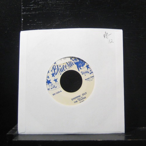 The Texans - Steppin Out / Goodnight Sweetheart 7\