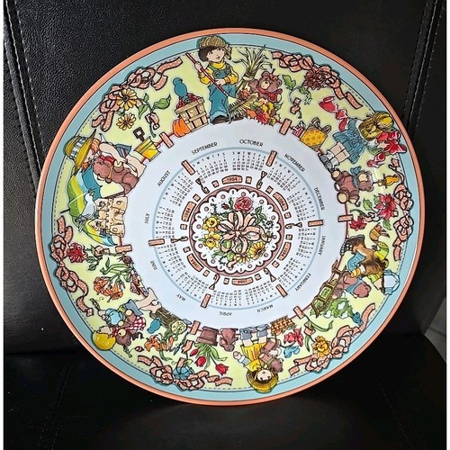 Vintage 1984 Calendar Collector Plate Colorful Children Illustrations Maggie Mur - Picture 1 of 4