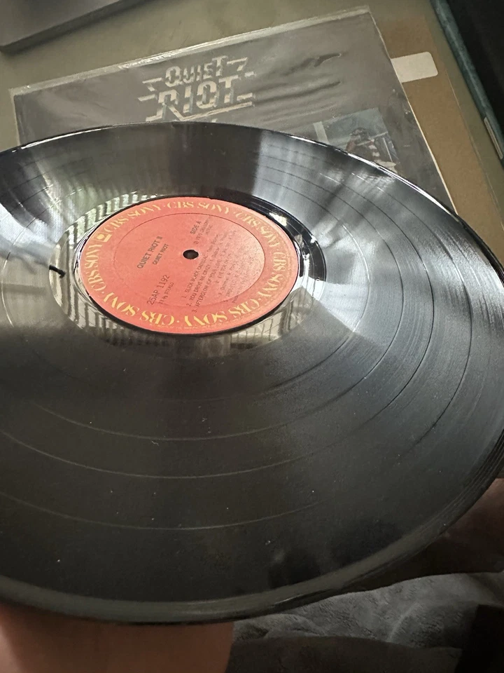 Quiet Riot II CBS/Sony 25AP 1192 Японии виниловая пластинка - Изображение 3 из 4