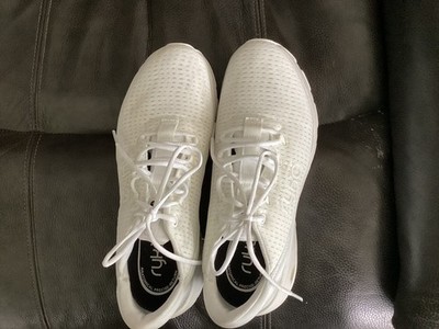 Womens Ryka Devotion X Walking Sneaker. Size 9. White