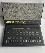 Yamaha QY10 (QY-10) MIDI Sequencer and Synthesizer -- ORIGINAL CASE
