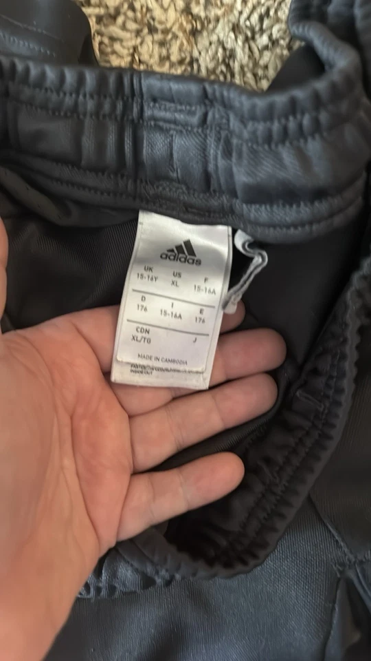 Pantalones de fútbol Adidas Foto 3 de 4