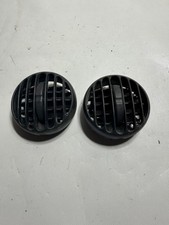02-07 JEEP LIBERTY DASHBOARD CIRCULAR AIR VENT BLK SET PAIR 2 OEM T43