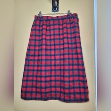 Vintage Pendelton 100 Virgin Wool Lennox Tartan Plaid Knee Length Pencil Skirt